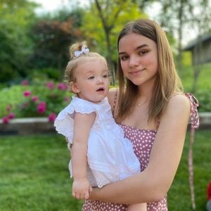 Meet your Posher, Angelica